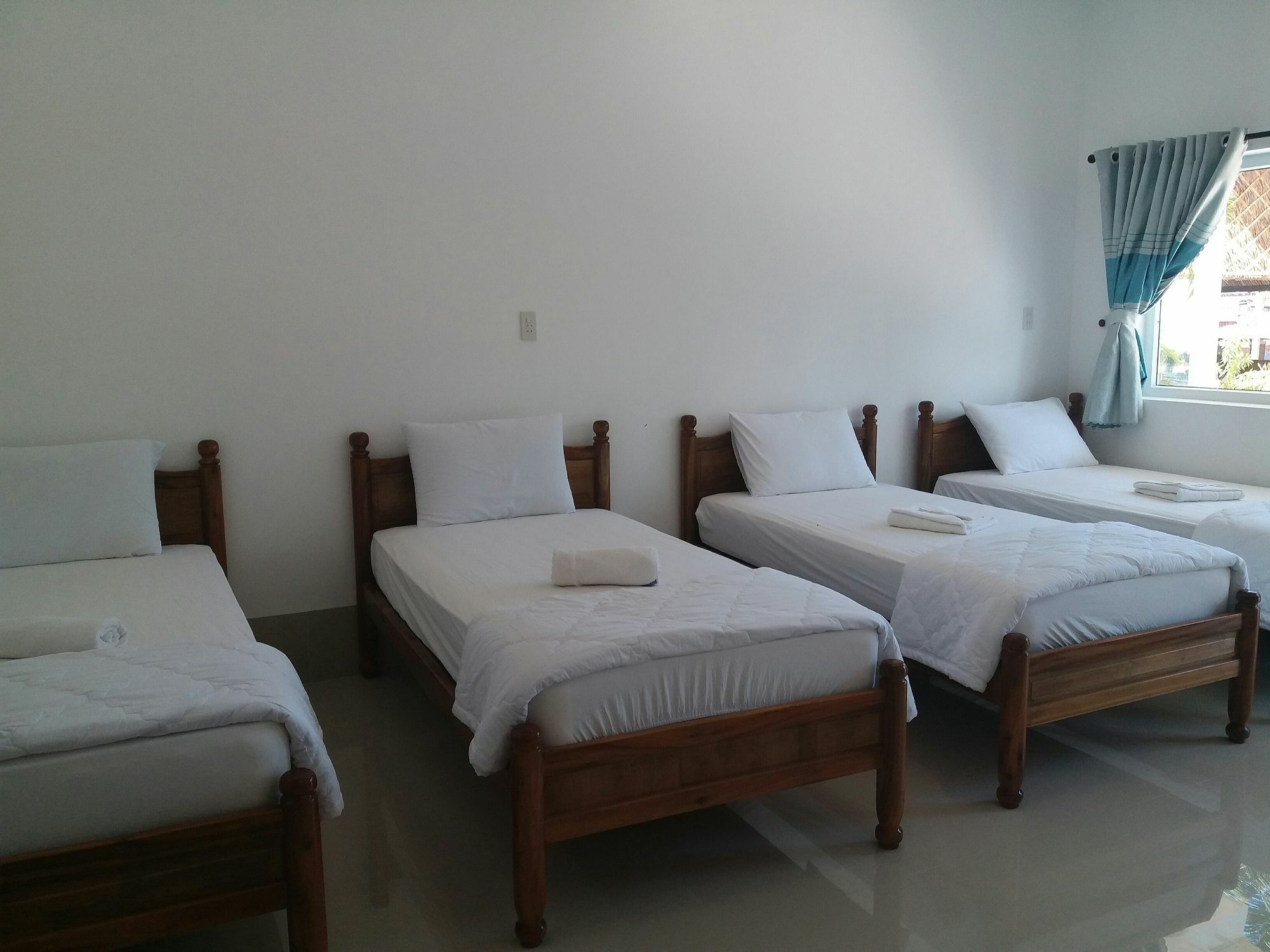 Bien Dua Backpacker Hotel Фан Тиет Екстериор снимка